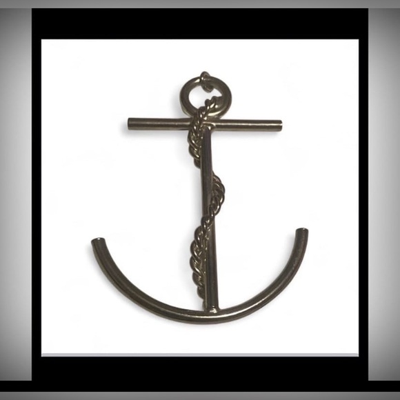 Unique Vintage Jewelry - MAKE AN OFFER 🍒 Vintage Costume Anchor Statement Pendant #7284